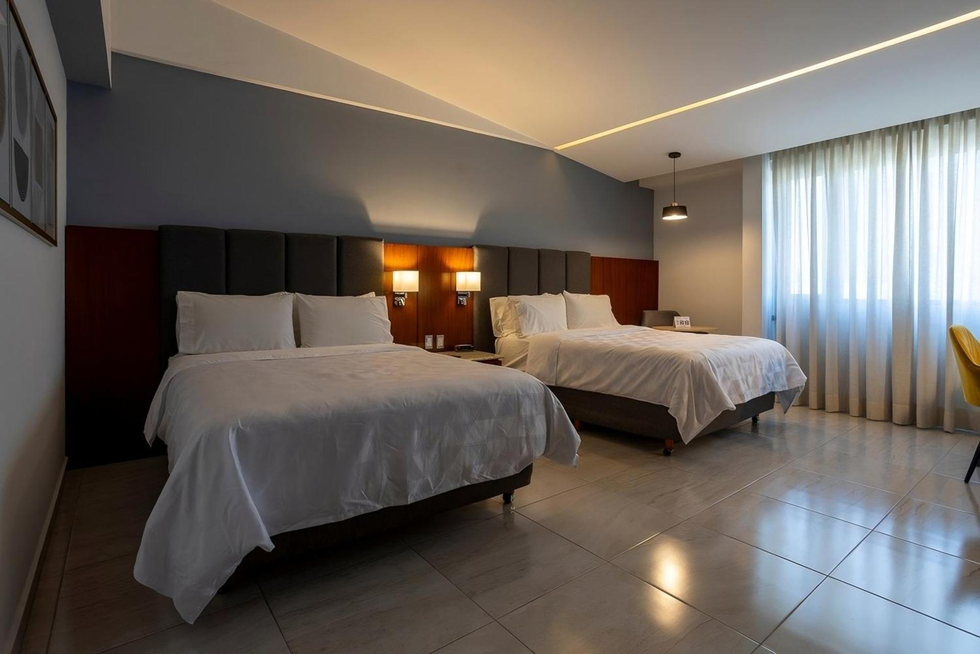 Holiday Inn Puebla Finsa By Ihg Exterior photo