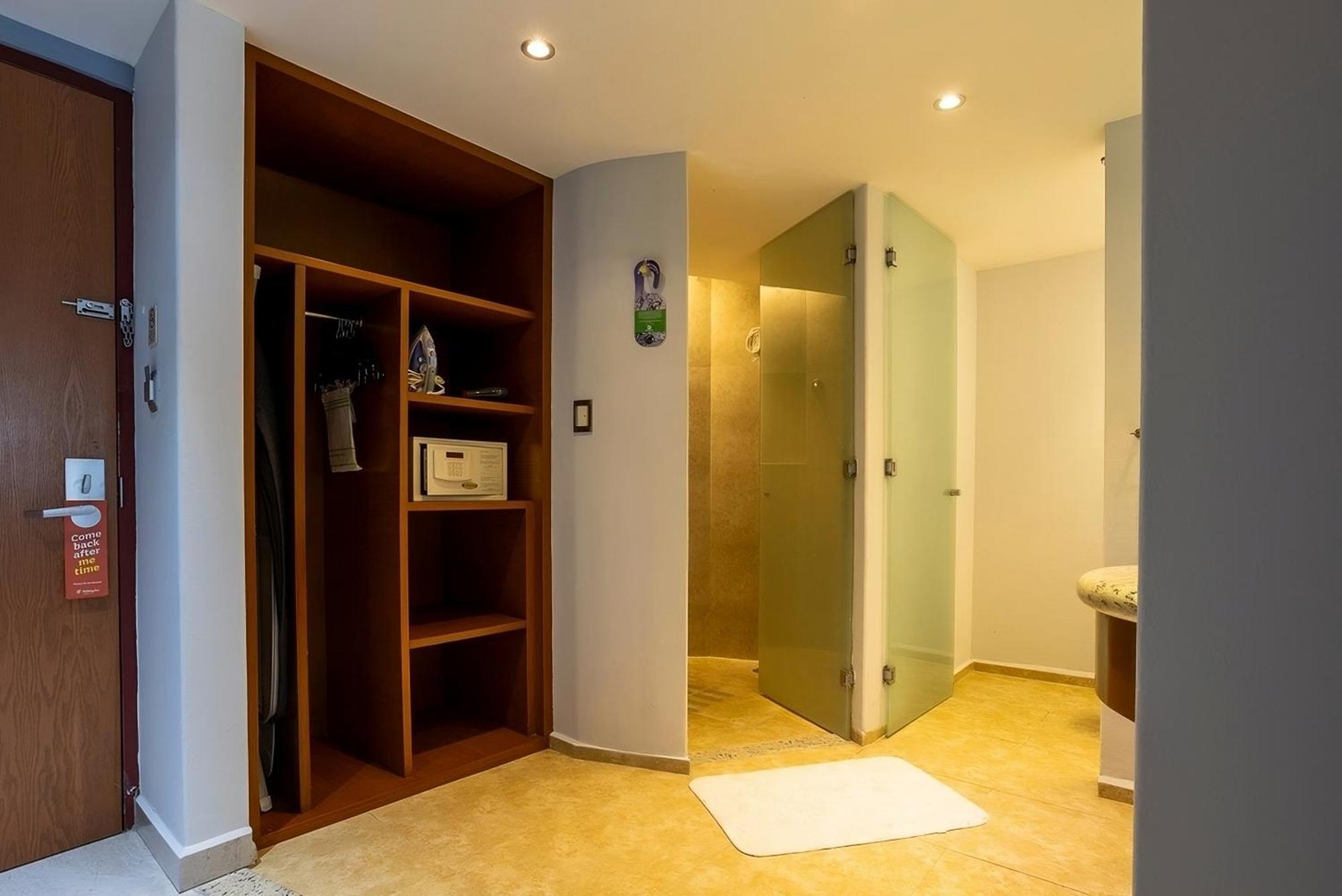 Holiday Inn Puebla Finsa By Ihg Exterior photo