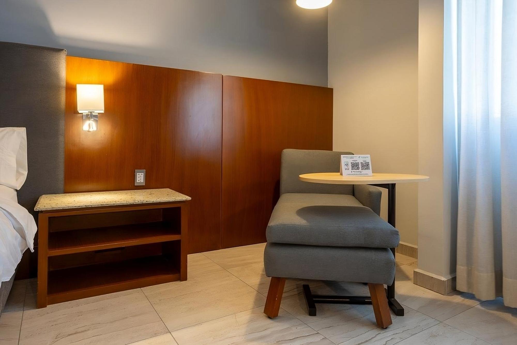 Holiday Inn Puebla Finsa By Ihg Exterior photo